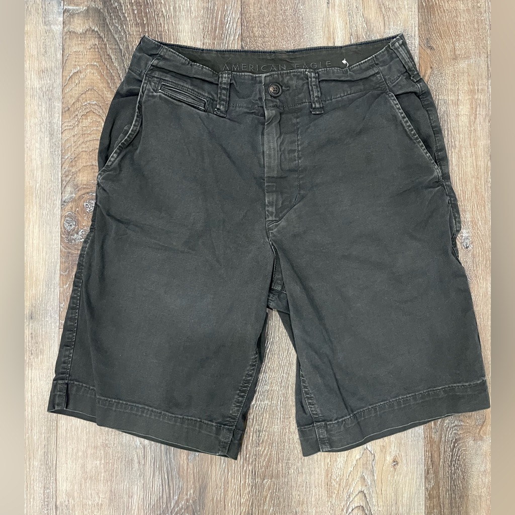 American Eagle Outfitters Men's Black Shorts, Size 28